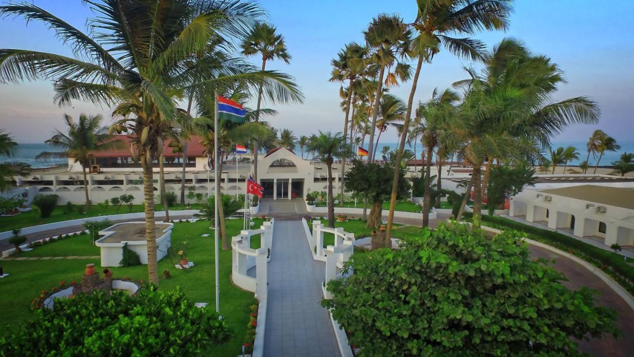Sunbeach Hotel&Resort Bakau Exterior foto